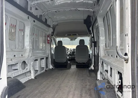 2015 Ford Transit T-250 из США, поврежденный, VIN 1FTYR2XM7FKA37976
